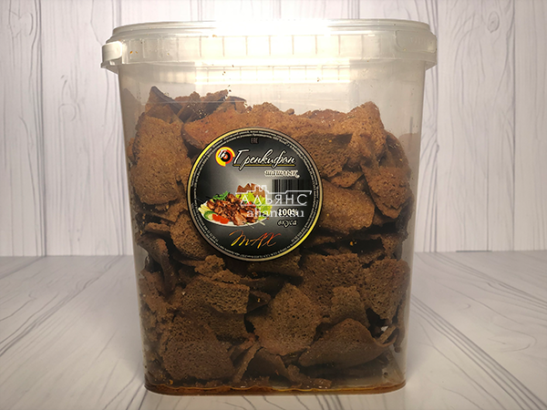 Ржаные гренки со вкусом шашлыка в Дербенте