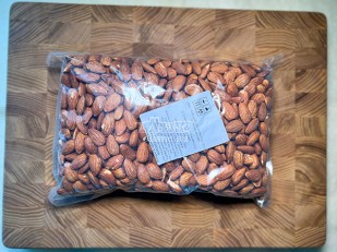 Семечки: Миндаль жарено-соленый