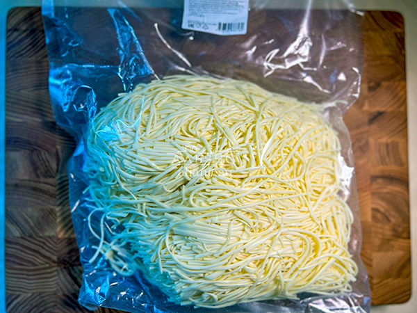 Сырный продукт ФЕРМЕРСКИЙ паутинка белая в Дербенте