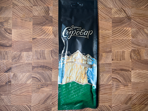 Сыр 60 гр ГОРНЫЙ СЫРОВАР (Паутинка копчёная) в Дербенте